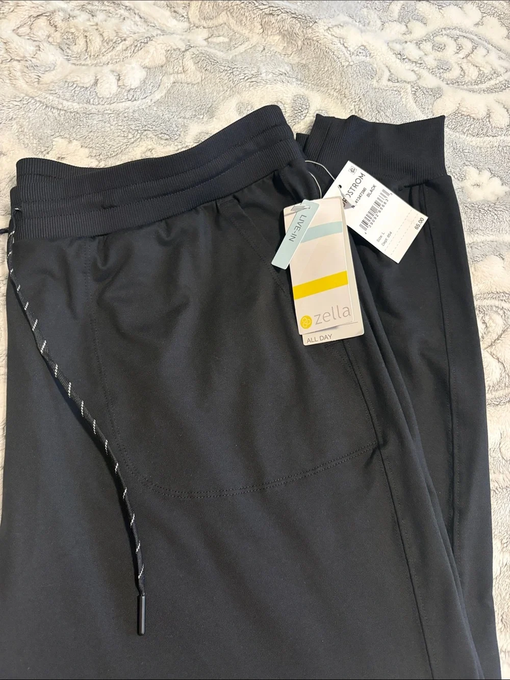 Women’s Zella Black Rib Waist Drawstring Joggers - Picture 2 of 4